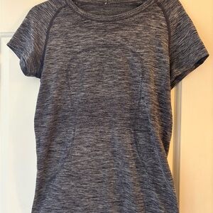 Lululemon swiftly tee